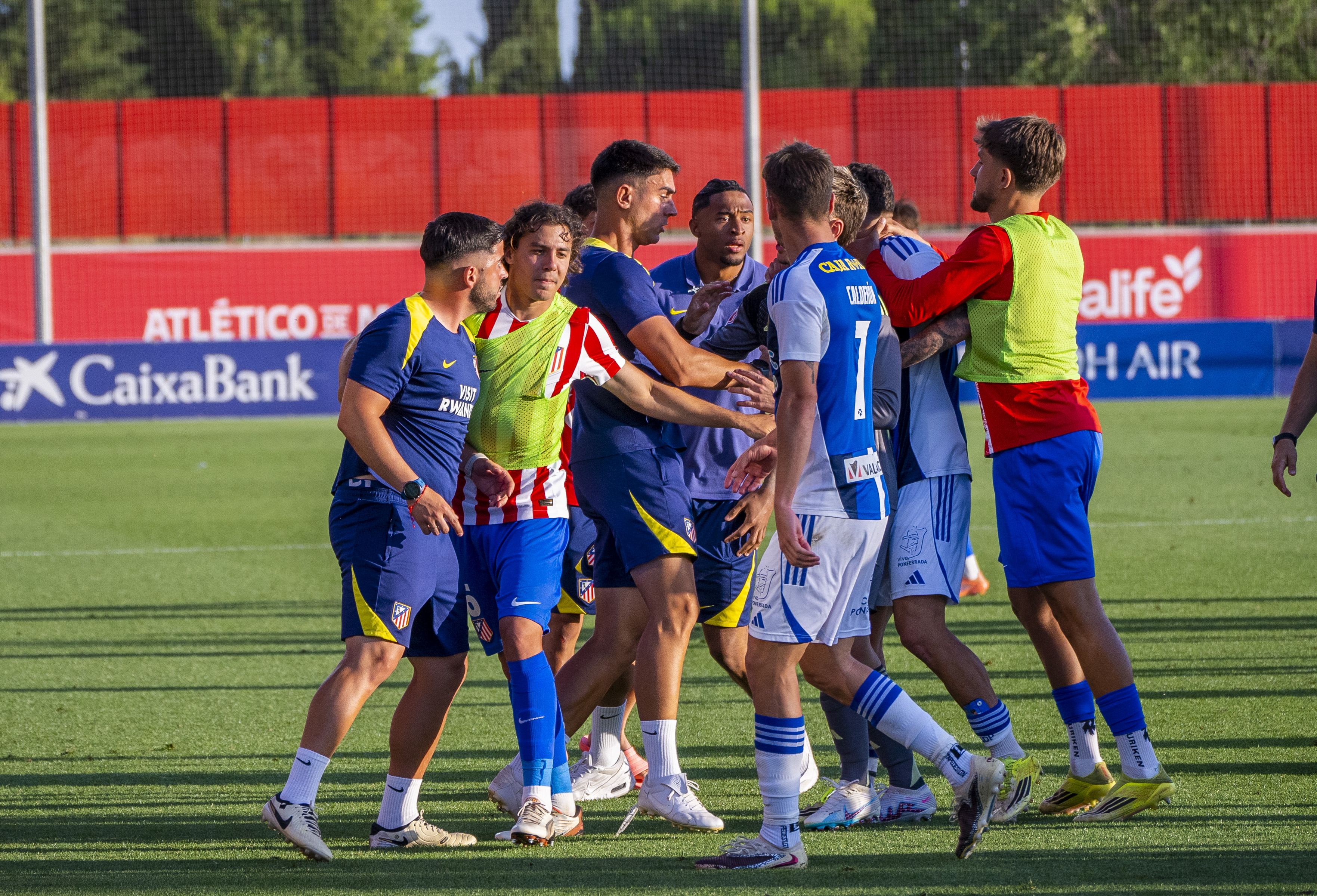 Atleti_b-Ponferradina-120.JPG